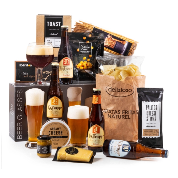 Glaswerk kerstpakket met bierglazen voor een gezellige avond.